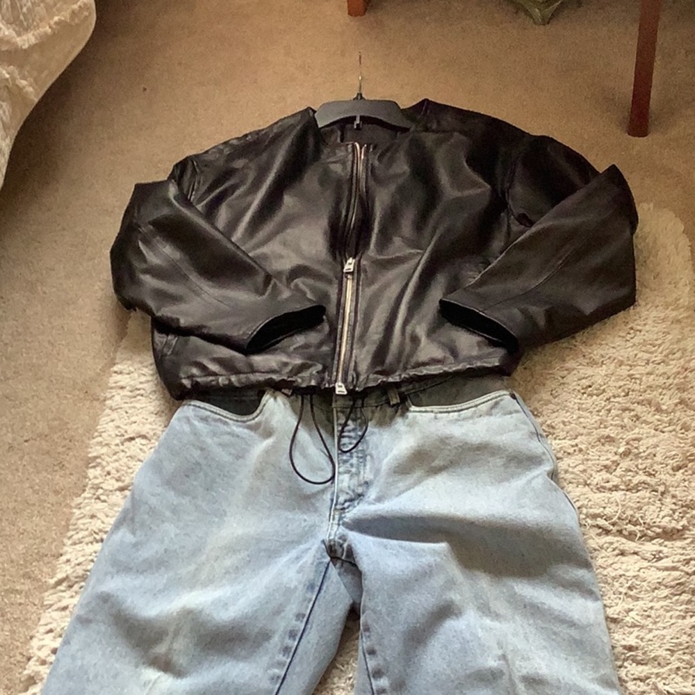 Gorgeous… Gorgeous All Saints Della Leather Bomber Jacket 🖤🖤🖤 - Picture 12 of 13